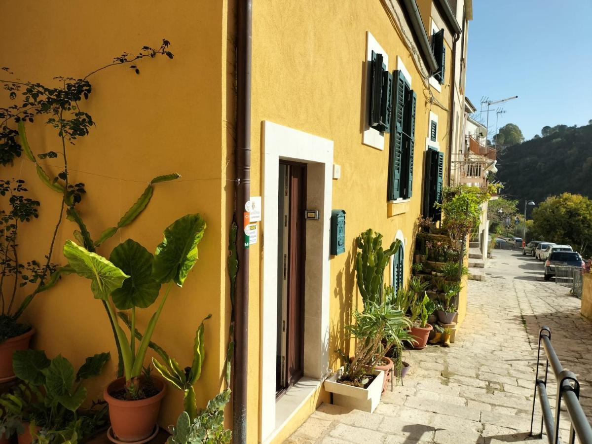 La Casa Di Sveva Daire Ragusa Dış mekan fotoğraf